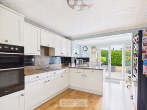 Photo 9- click for photo gallery